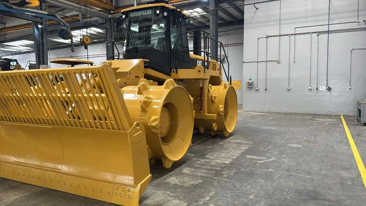 Caterpillar 826H Compactor 2025 Ref H-2002 Caterpillar 826H compactor 2025 ref H-2002 with 53681 kg operating weight