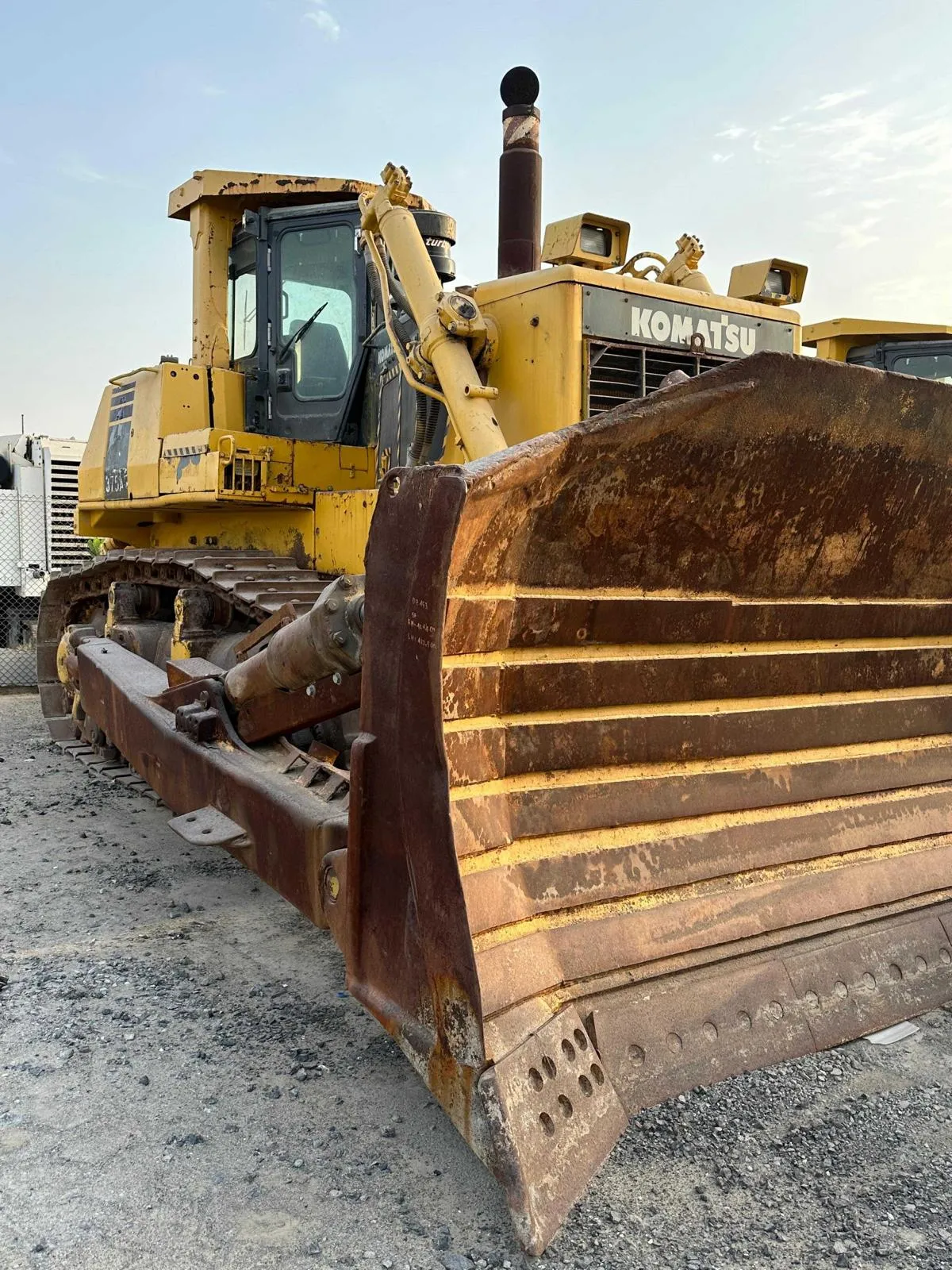 Komatsu D375A-5 Dozer – 2010 – 44,500 h Komatsu D375A-5 dozer 2010 with 44500 working hours